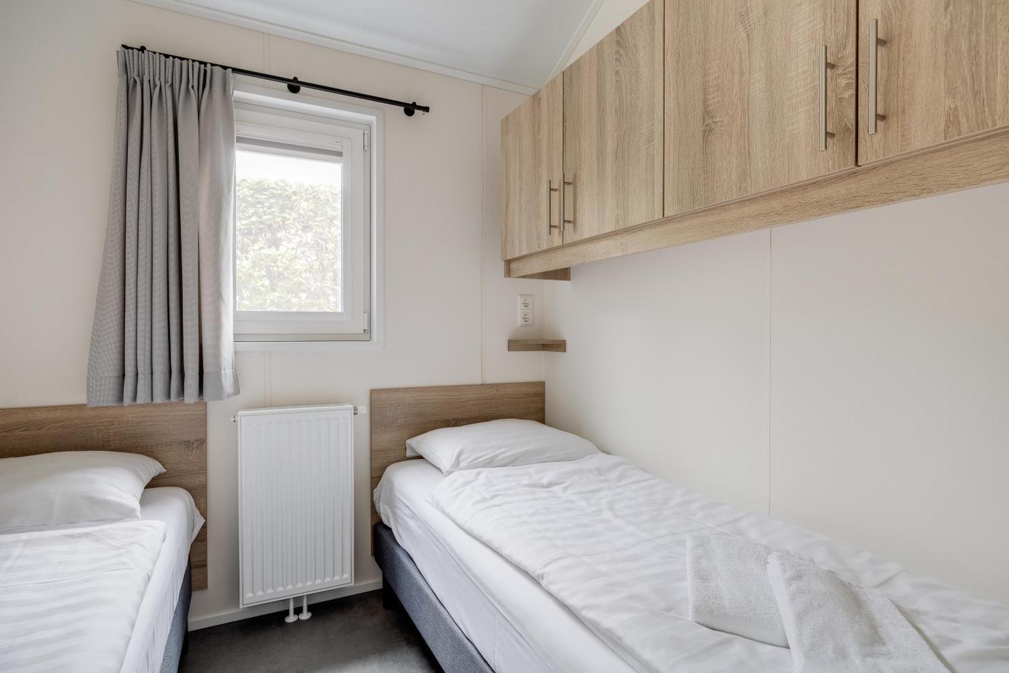 Modern Ingericht Chalet Op Groen Park Op De Veluwe Epe Esterno foto